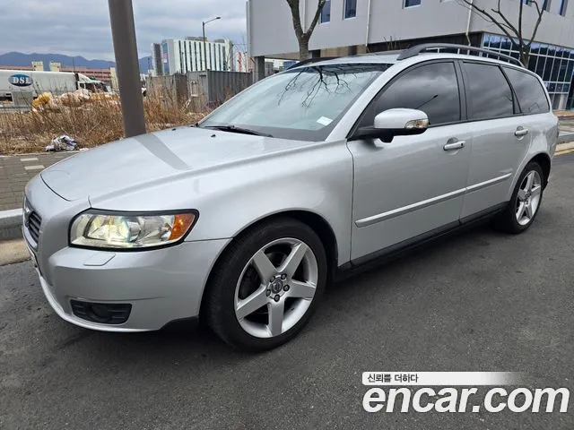 Volvo V50 2.5(T5)