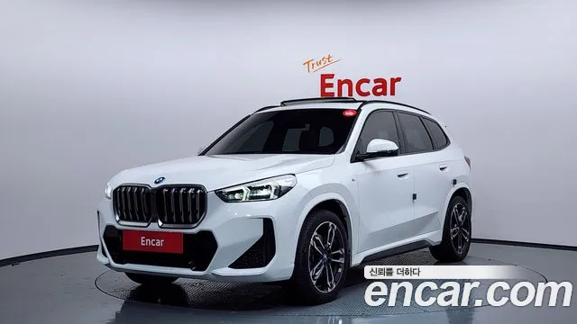 BMW iX1 xDrive 30 M Sport