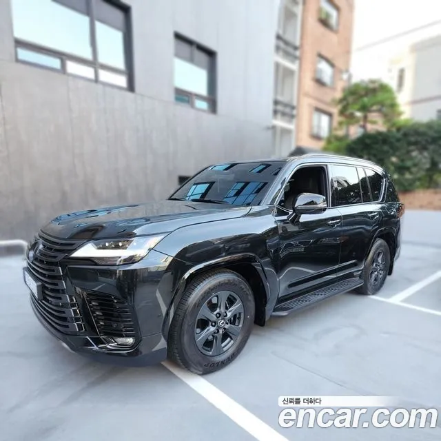 Lexus LX 700h Overtrail