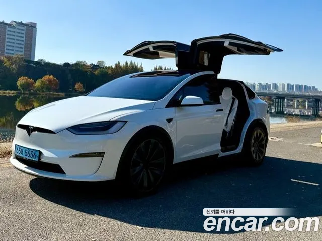 Tesla Model X AWD