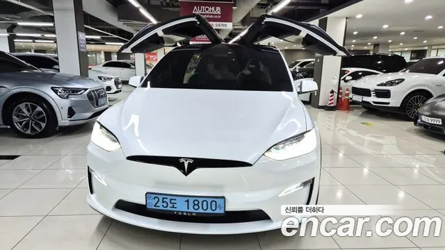 Tesla Model X Plaid