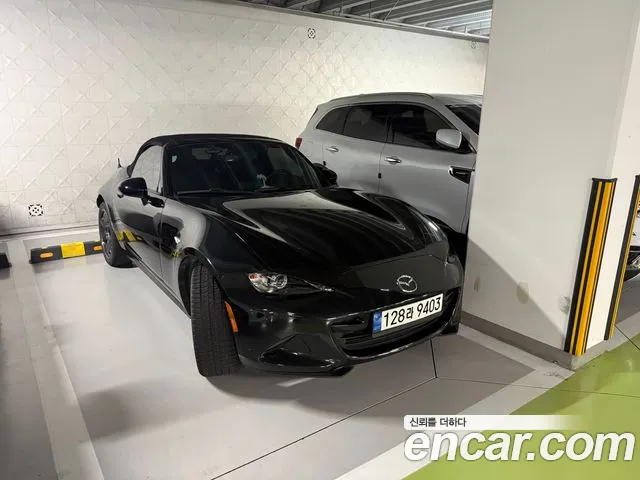 Mazda MX-5 Miata Miata