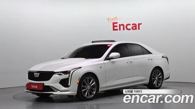 Cadillac CT4 2.0 Sport