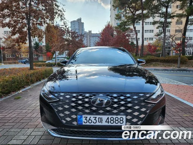 Hyundai Grandeur Le Blanc