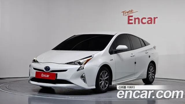 Toyota Prius 1.8 E