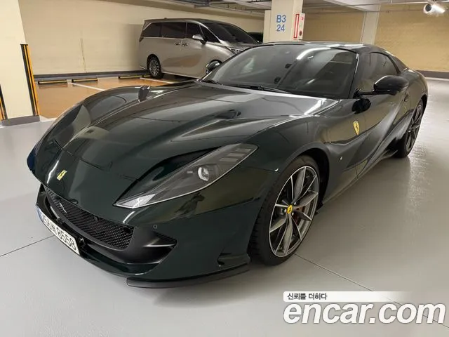 Ferrari 812 6.5 V12