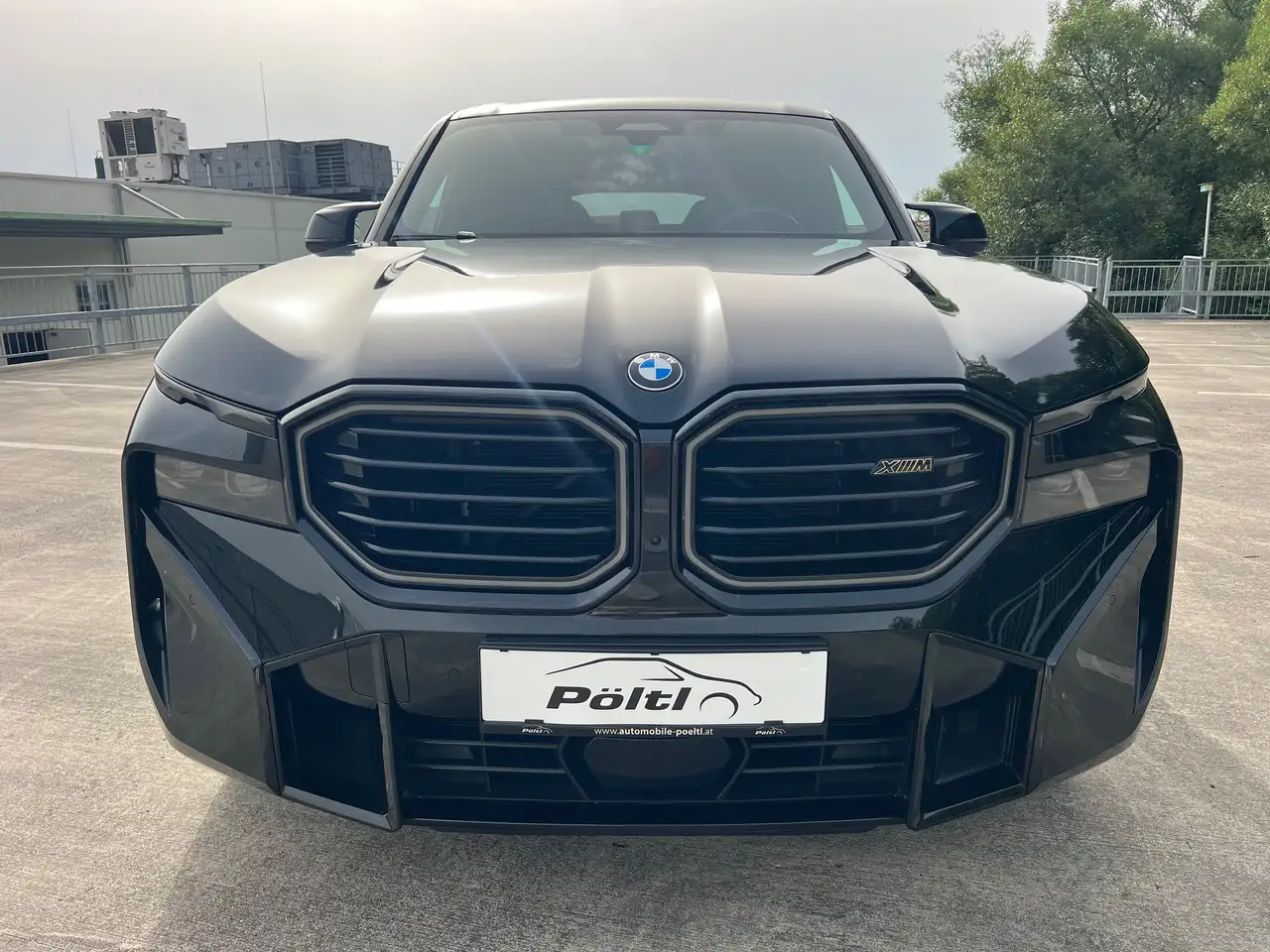 XMAHK B&W MASSAGE 23" MWST KERAMIKVERSIEGELT TOP!