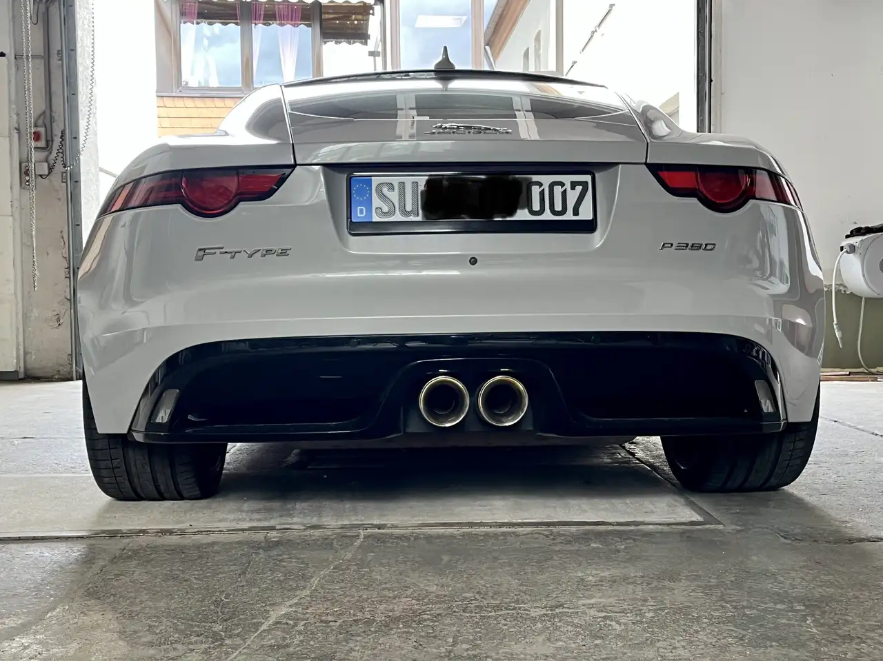 F-TypeCoupe R-Dynamic, Sondermodell, 8 fach 20 Zoll