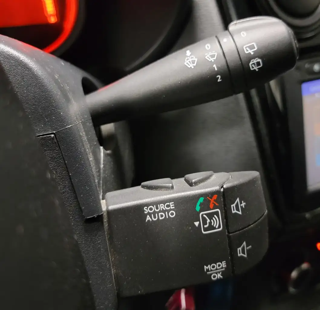 Lodgy1.2 TCE 115ch SILVER LINE - SIEGES CHAUFFANTS