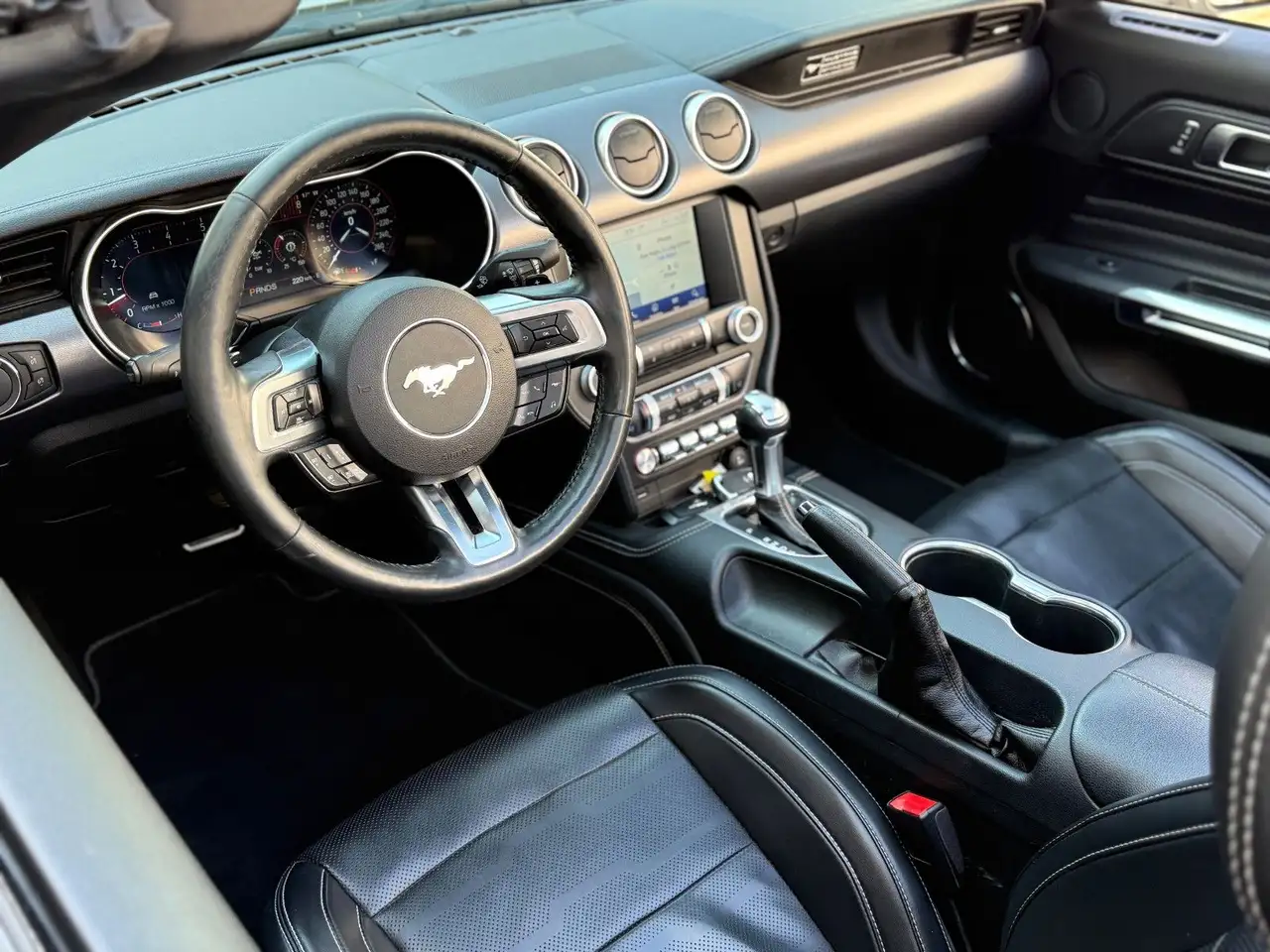 Mustang5.0 GT V8 Cabrio 1.Hand