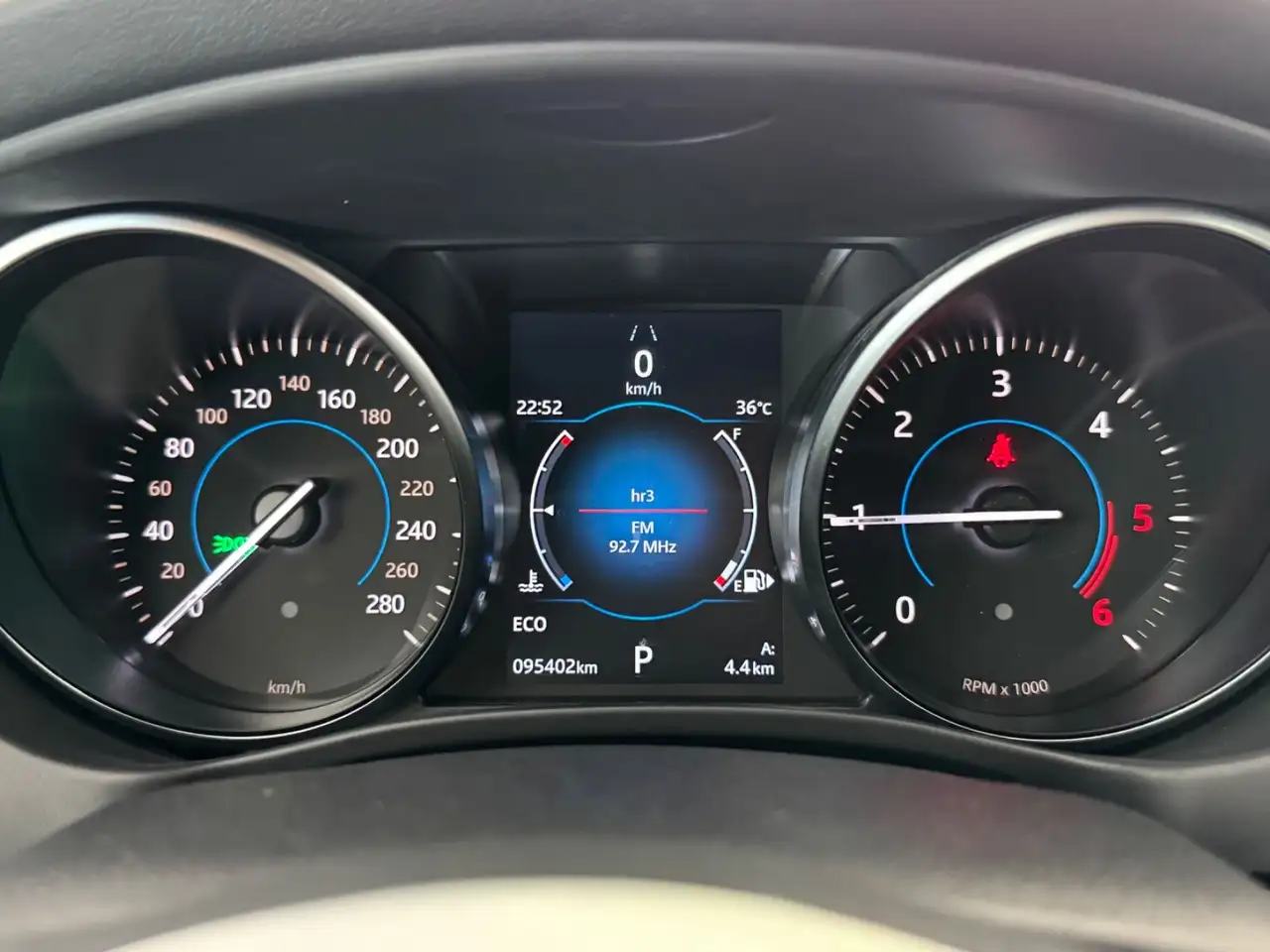 XE2.0d R-Sport-Pano-Leder-Meridian-Kamera-Xenon