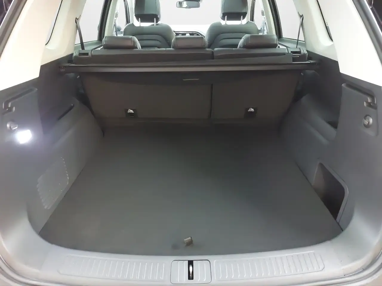 Euniq 6Pano # Kamera # LED # Leder