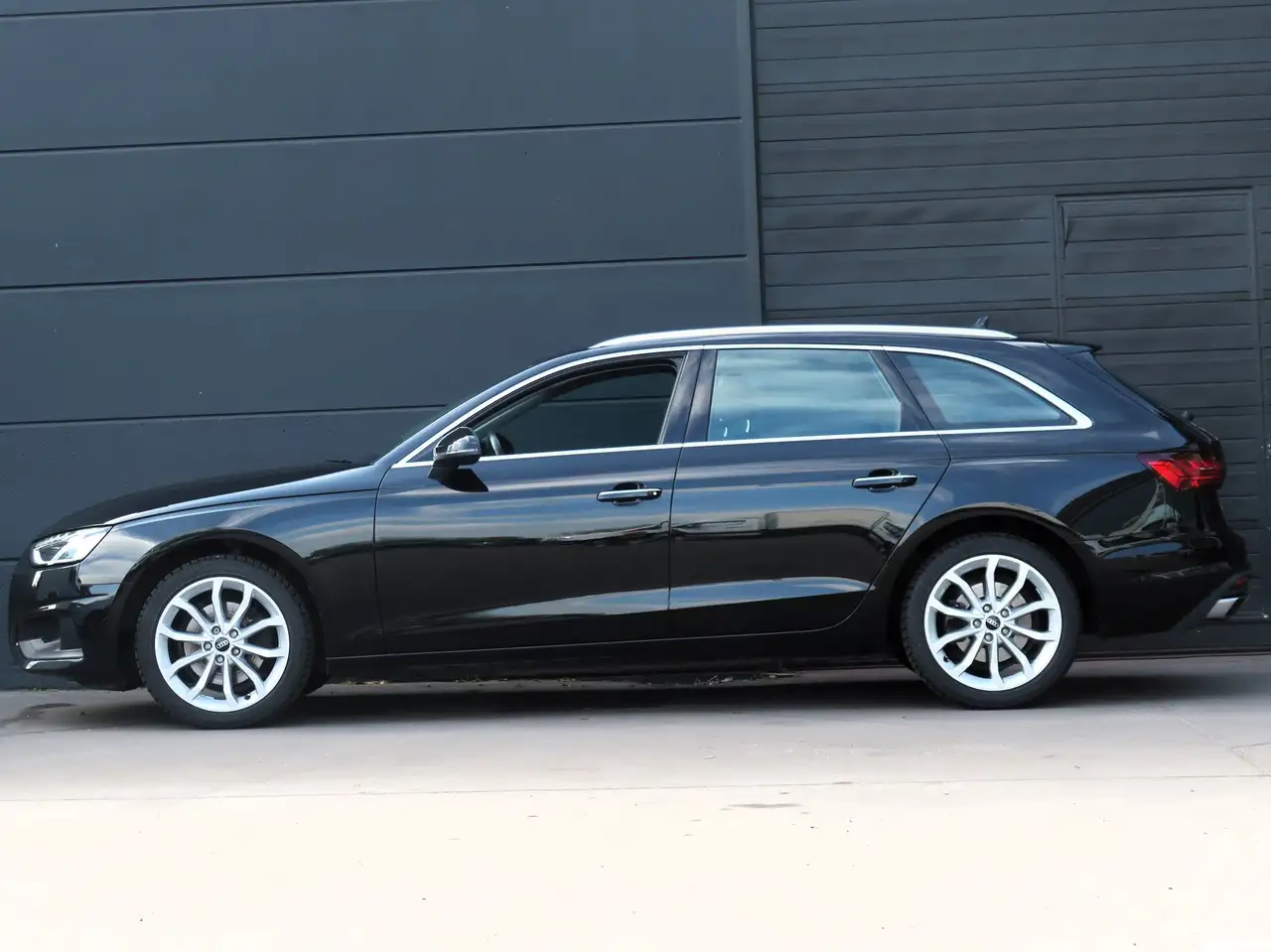 A4Avant 35 TFSI Business Edition Advanced S tr.