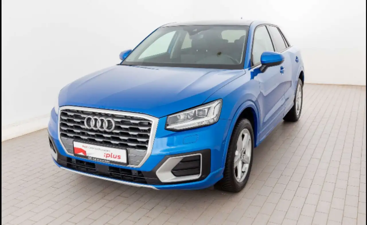 Q240 TFSI quattro S tronic sport