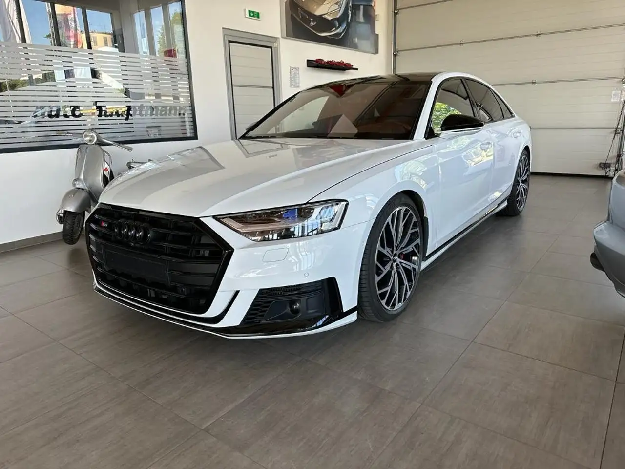 S8TFSI quattro Tiptronic
