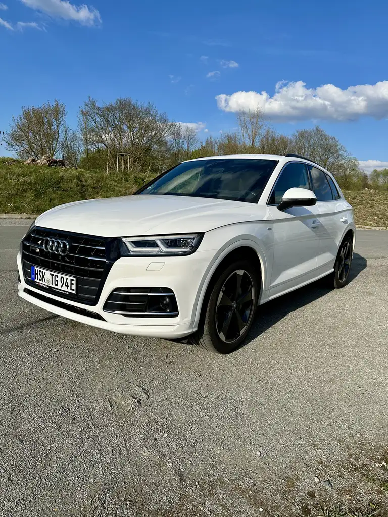 Q555 TFSI e quattro sport