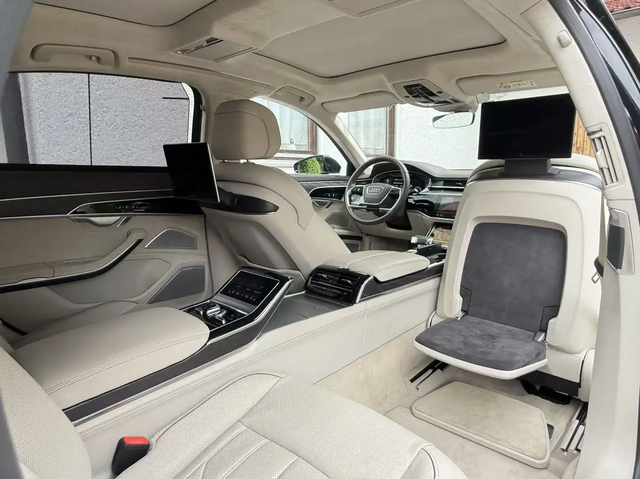 A8A8 L, 60 TFSI quattro, Top-Konfigurationen