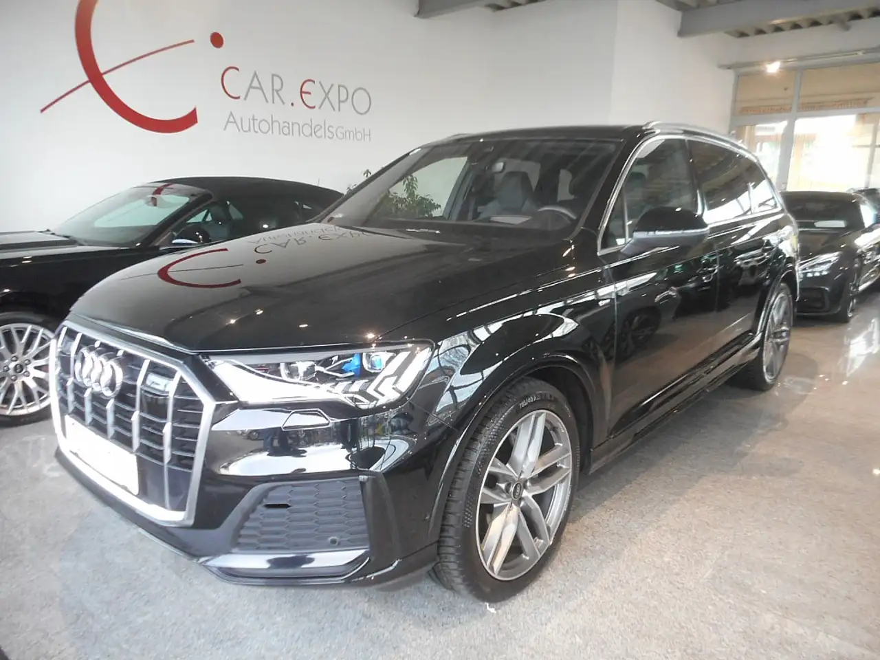 Q750 TDI S-line quattro Tiptronic