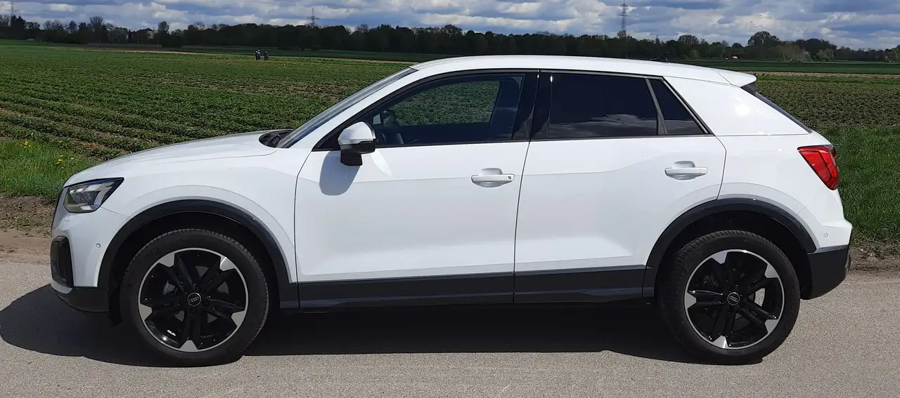 Q2Q2 35TFSI S tronic,Facelift,AHK,Matrix,5J Garantie