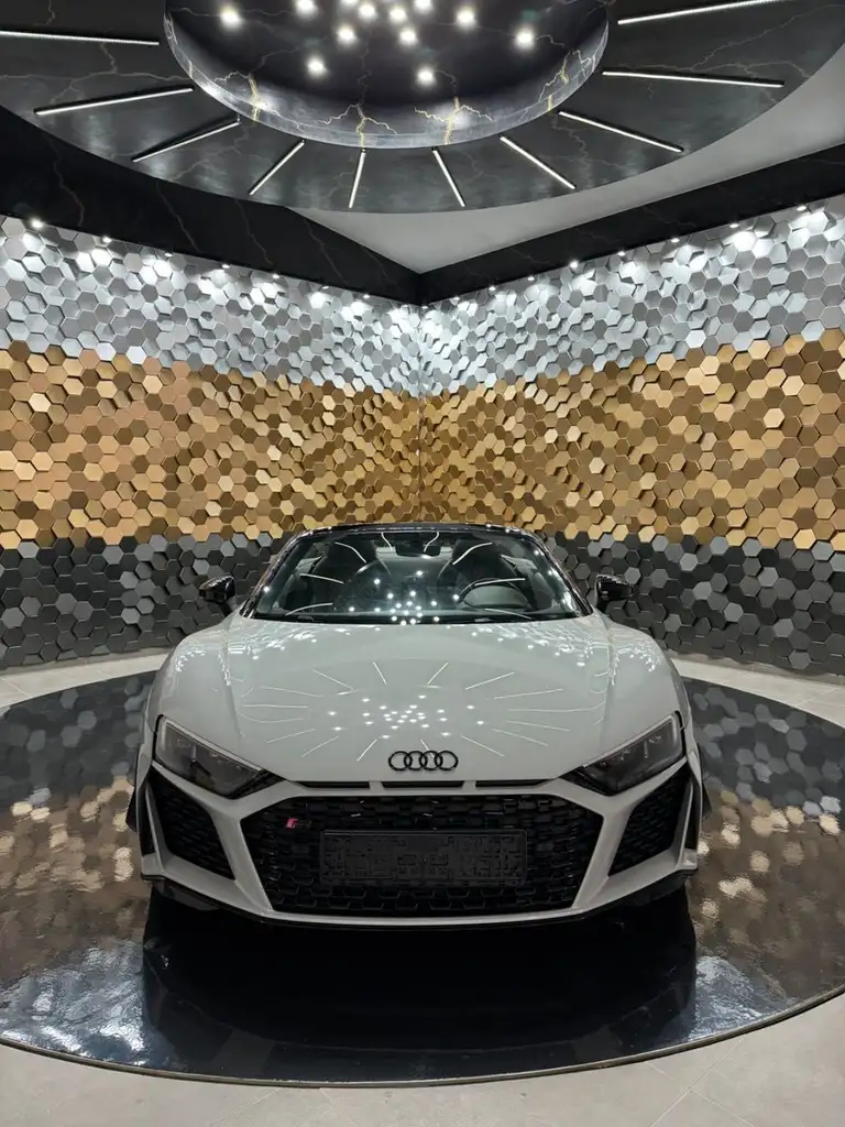 R8Spyder 5.2 FSI quattro