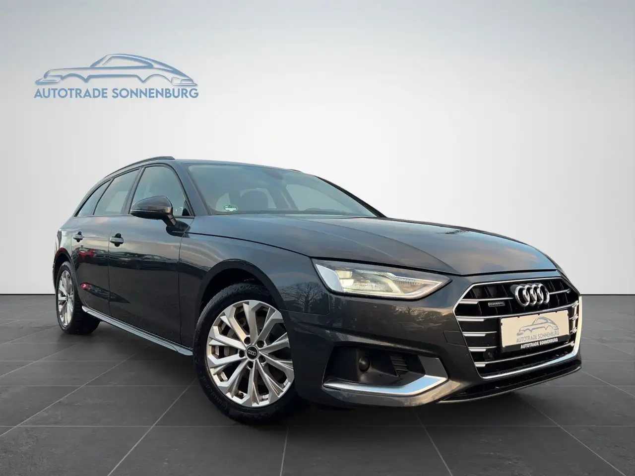 A4Avant 40 TDI quattro advanced/AHK/NAVI