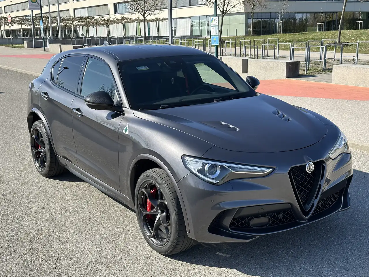 StelvioQuadrifoglio *Akrapovic - Carbon/Keramik*