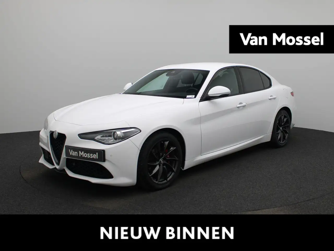 Giulia2.2 Sprint LED | NAVI | CAMERA | Apple Car Play