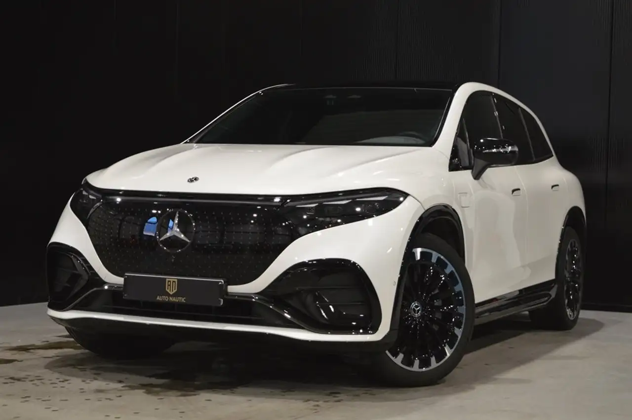 EQS SUV4-Matic AMG Line Full option - 1 HAND
