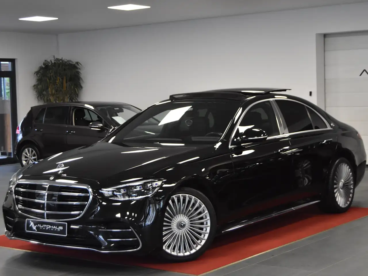 S 350d 4Matic S -Klasse AMG-HINTERACHSL.-PANO-BURMESTER