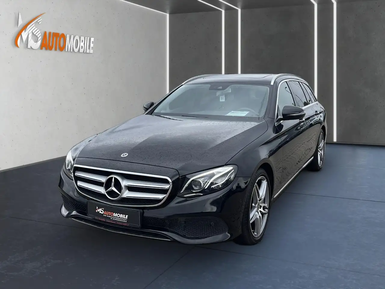 E 350d 4Matic+LED+TEMPOMAT+KAMERA+LEDER+SITZKÜH