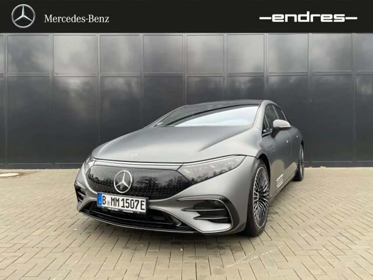EQS580 4Matic AMG Line +PANO+MBUX+360°+DISTRON+