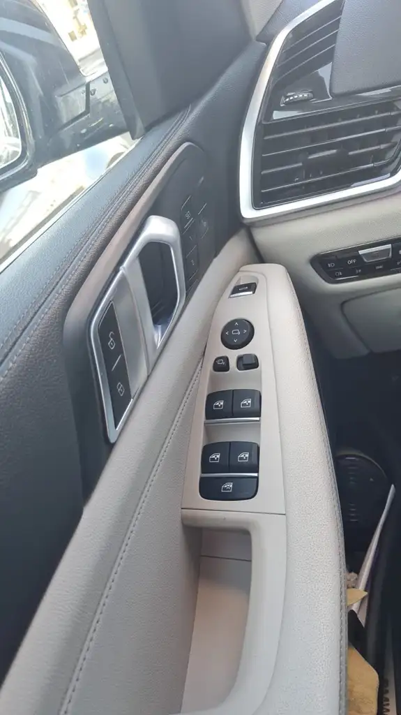 X53.0 dAS xDrive30 AdBlue