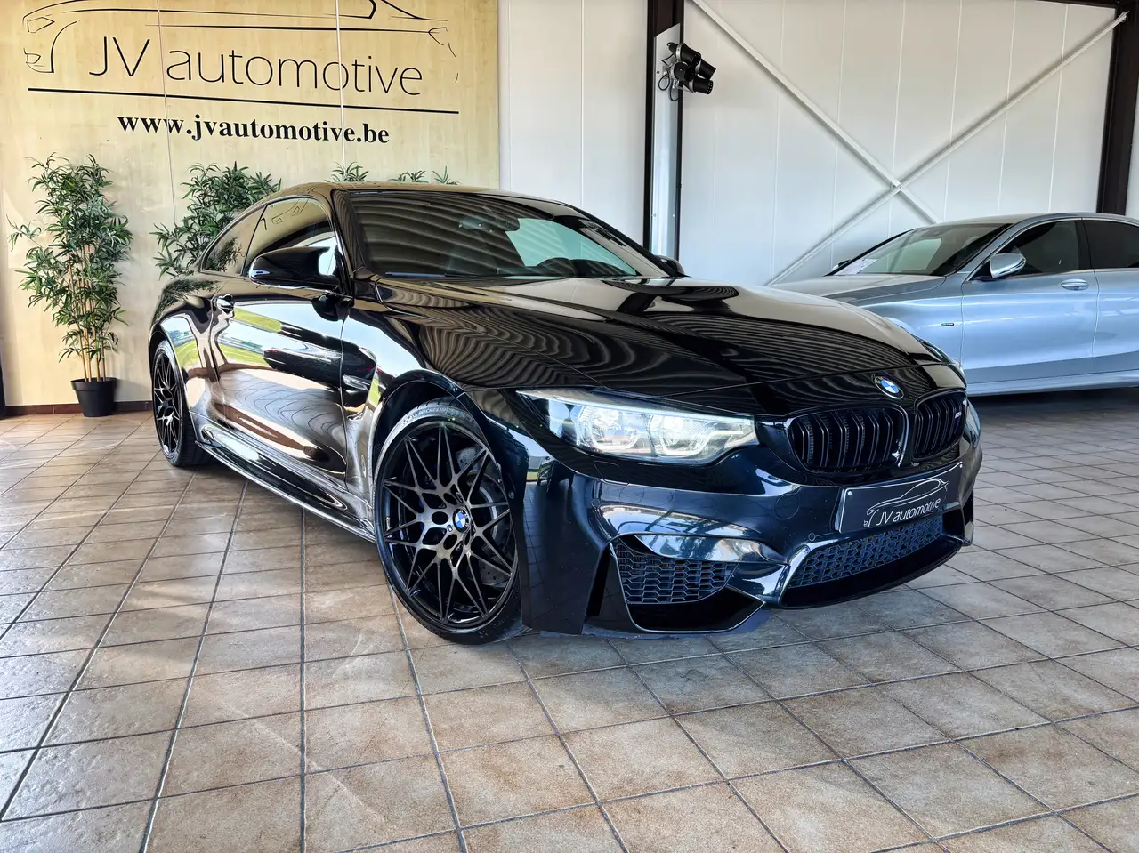M4Coupé 3.0 Competition DKG * AKRAPOVIC *