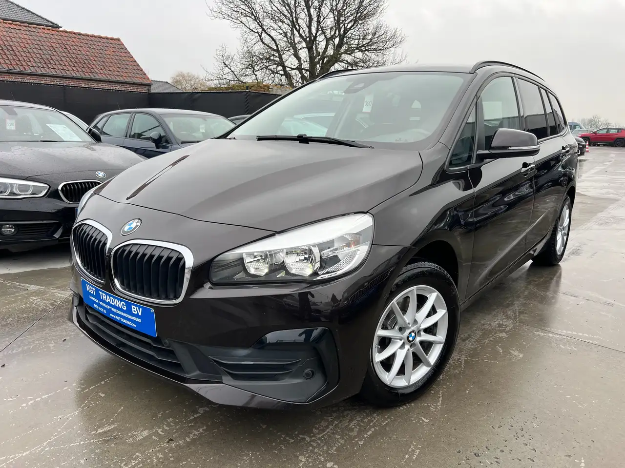216D GRAN TOURER NAVIGATIE 7 ZETELS BLUETOOTH LED PDC