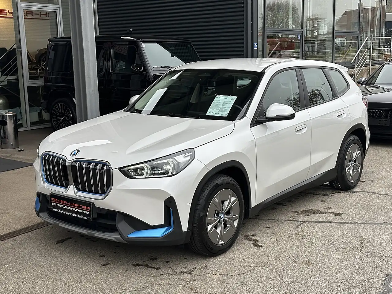 iX1xDrive30 64,7kWh