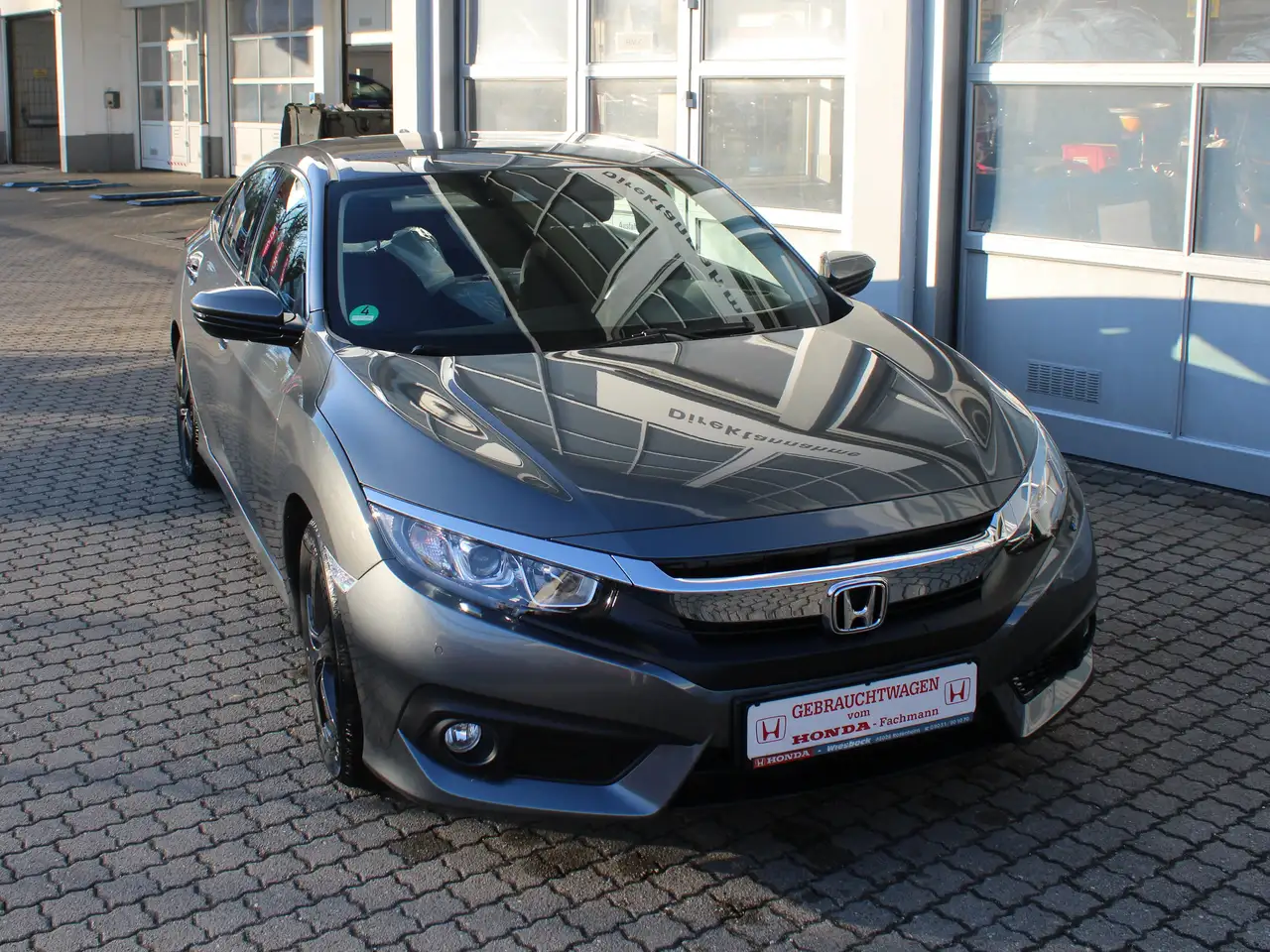 Civic1.6 i-DTEC Elegance