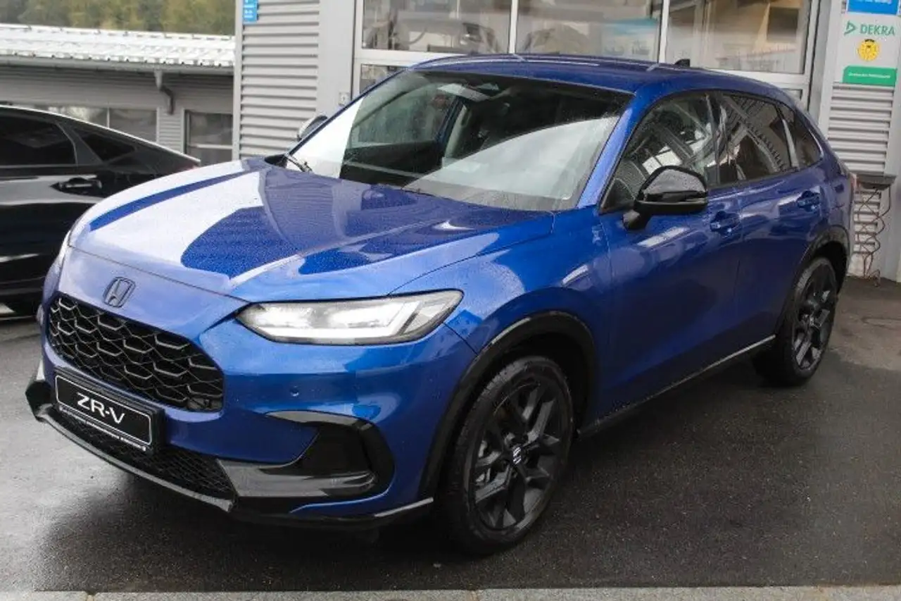 ZR-VSport mit Black Emblem Paket