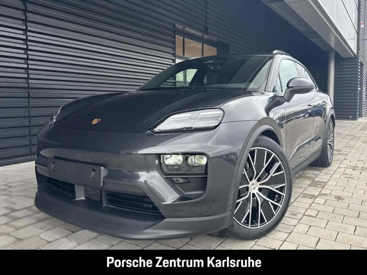 Macan4 BOSE Panorama Luftfederung LED-Matrix
