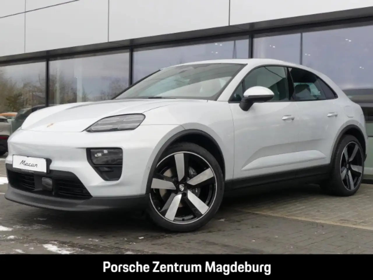 Macan4*PANO*BOSE*INNO*PASM*MATRIX-LED*AZV*