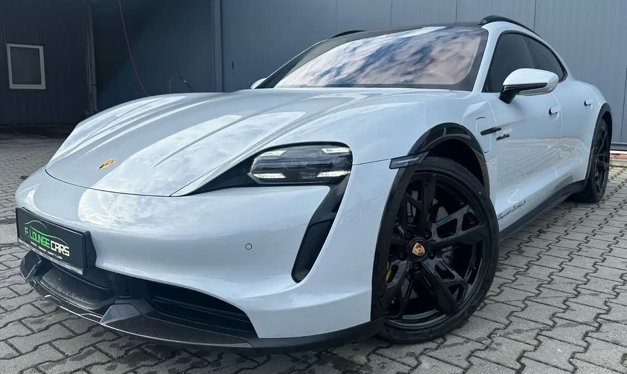 TaycanCross Turismo Turbo S*Keramik*Carbon*