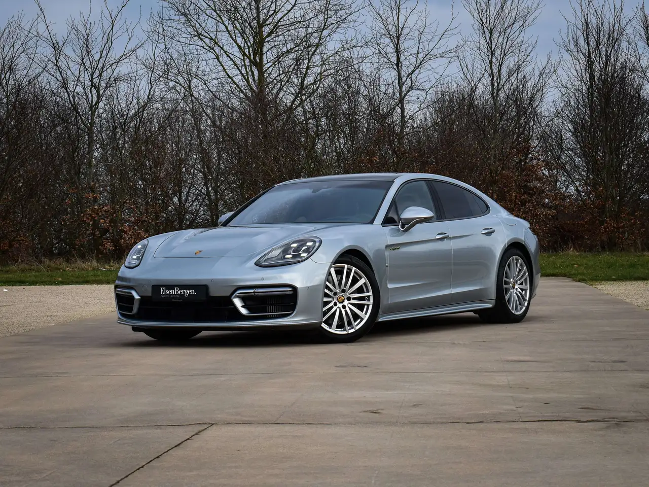 Panamera4 E-Hybrid 2.9 V6 / Sport Design / Dolomite