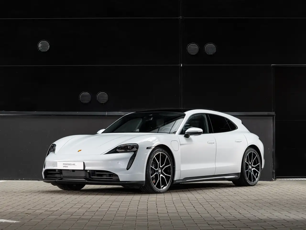 TaycanSport Turismo 93.4 kWh
