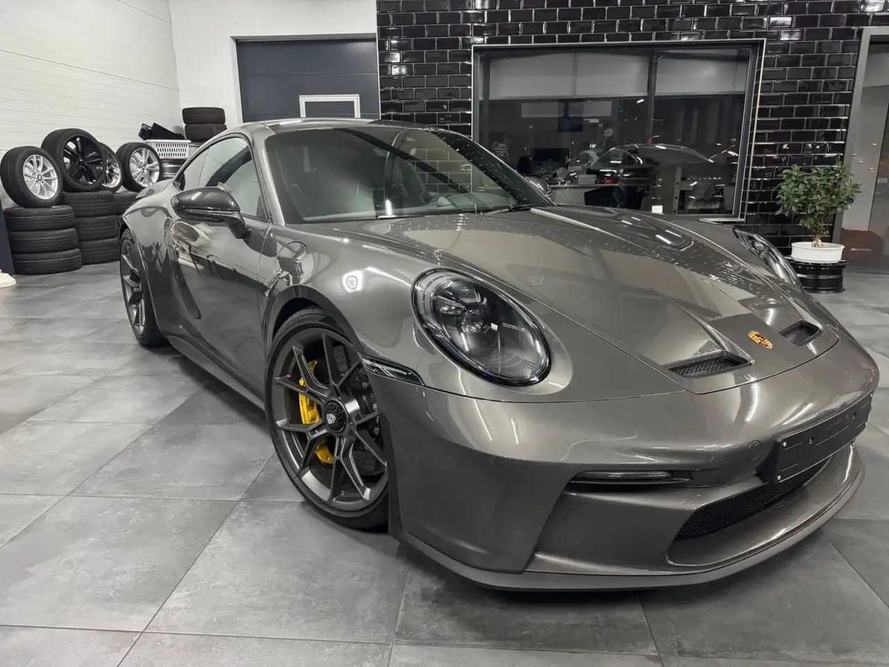 911GT3 Touring APPROVED 12-25