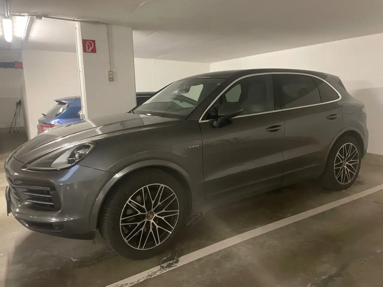 CayenneE-Hybrid Tiptronic 8 Gang/ mit Porsche Garantie