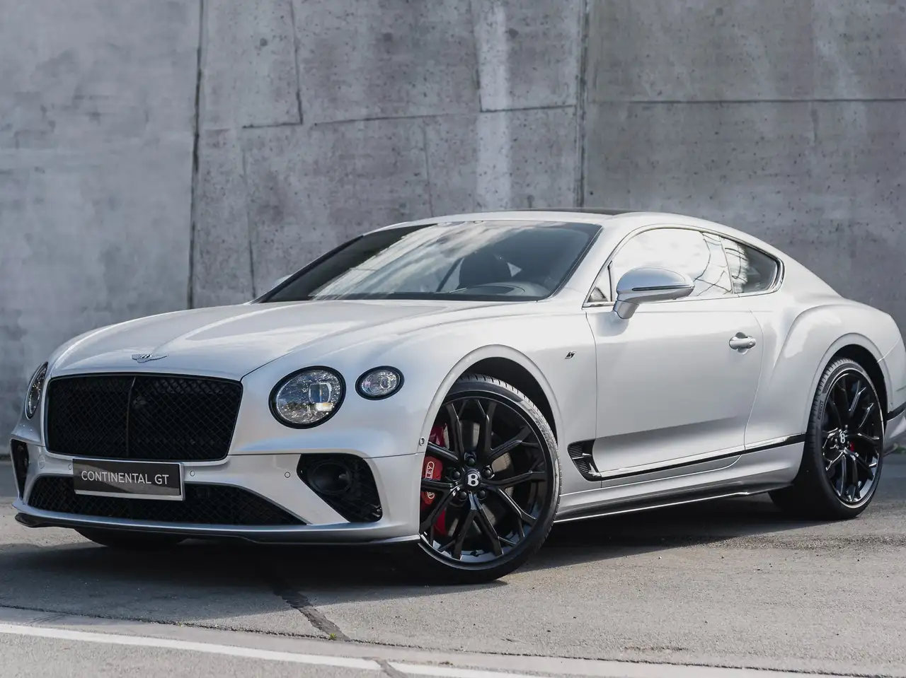 Continental GT4.0 Twin-Turbo V8