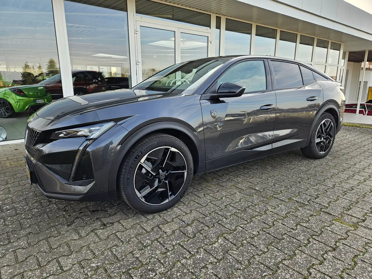 408GT AT NAVI AHK Matrix-LED Massage ACC PDC+Kamera