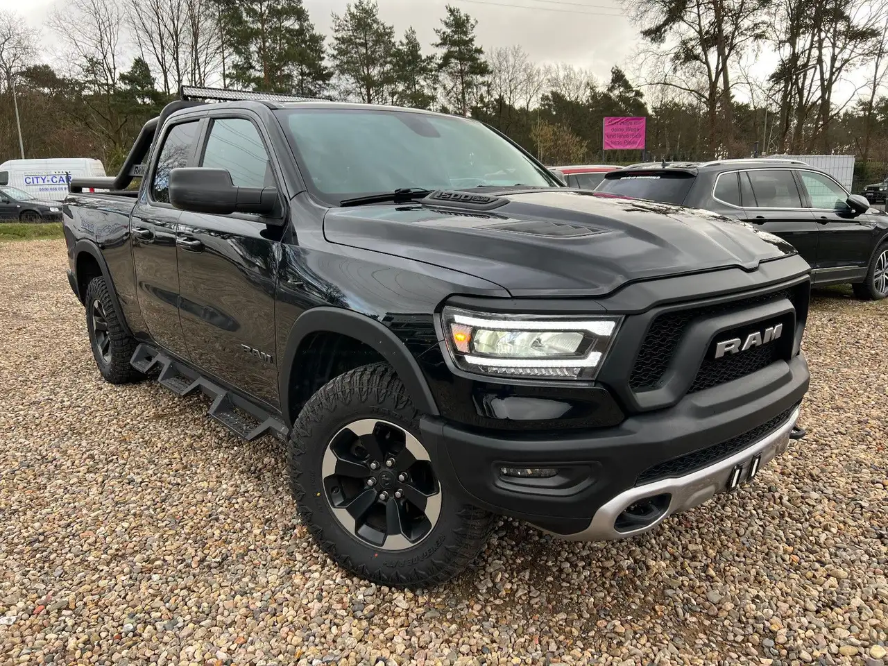 RAM5,7 Hemi 4x4 Rebel Quad, Kamera AHK, LPG