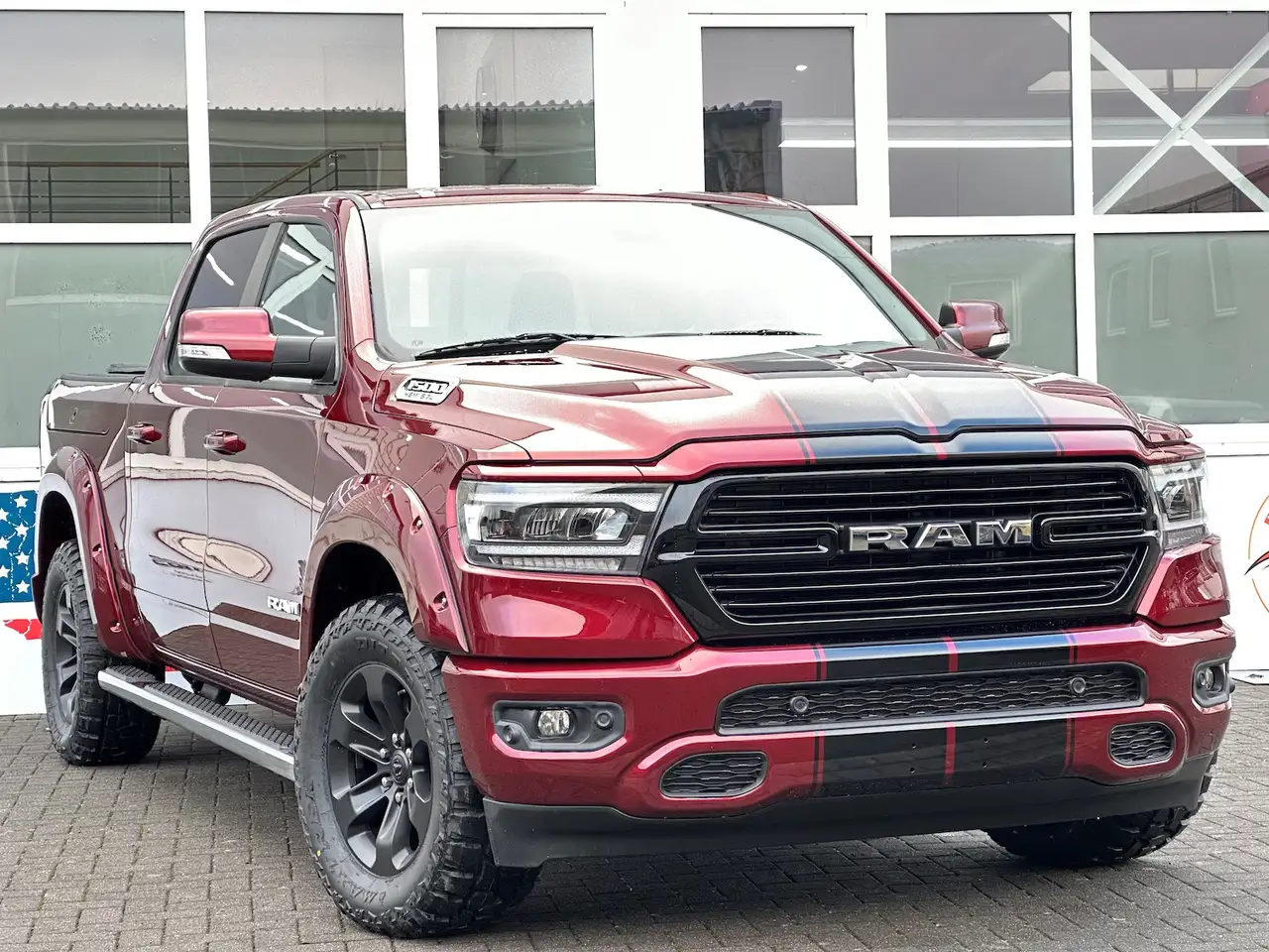 RAM1500 5,7L 4x4 Offroad Mwst. RAMbox LED PDC