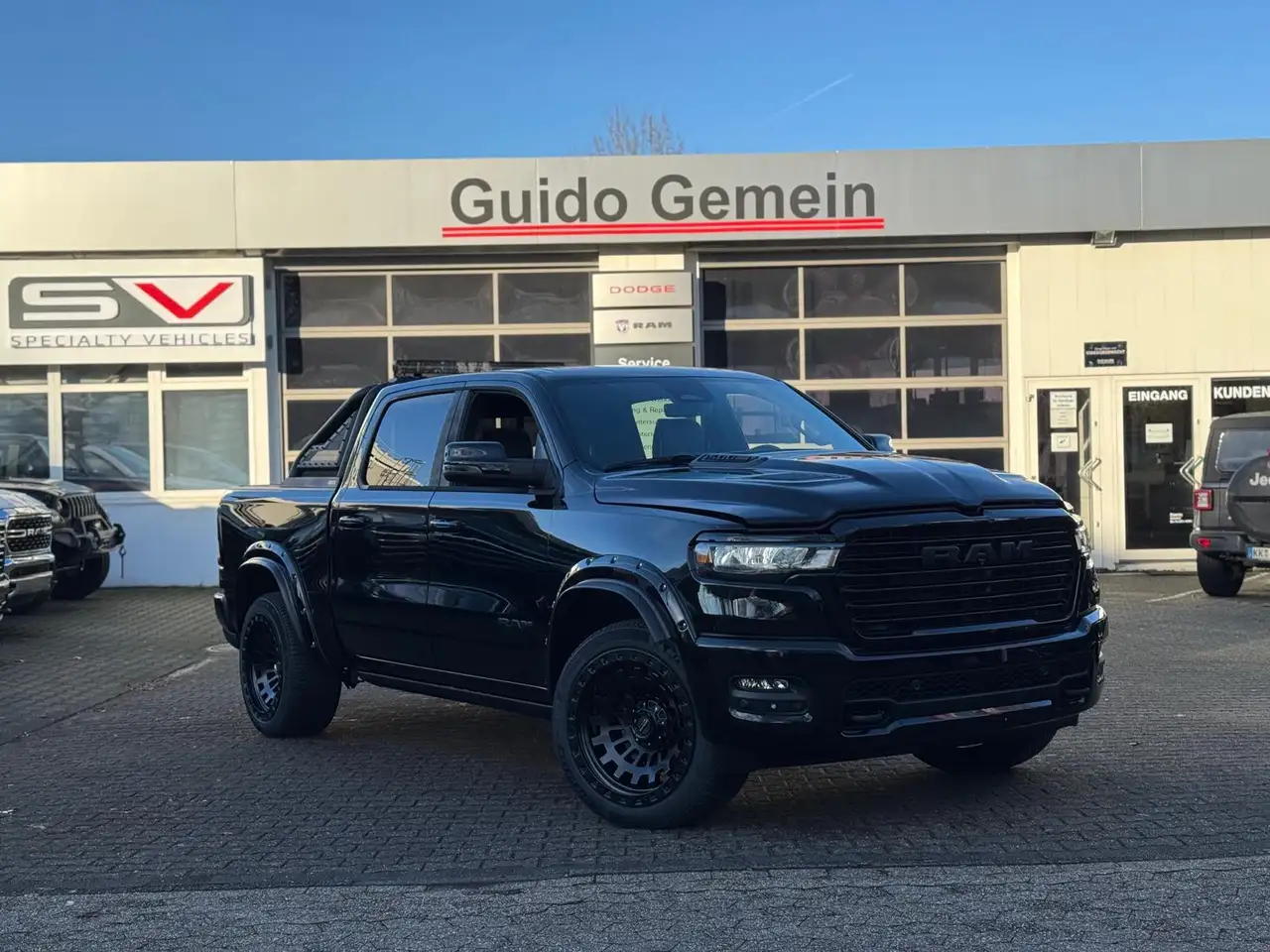 RAM1500 3.0L I6 Laramie Night Crew 2025 UMBAU