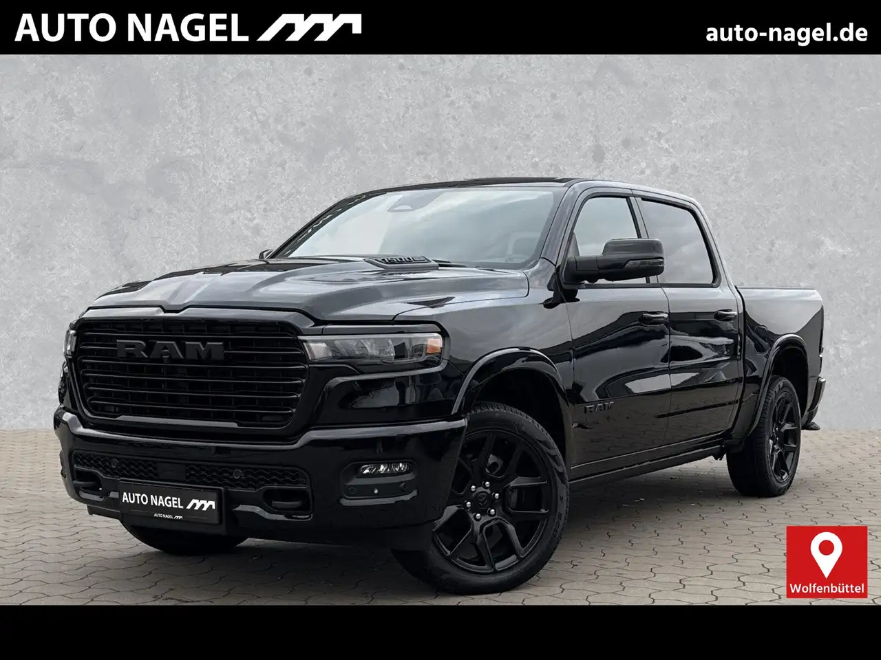 RAMRAM 1500 Laramie Sport MY25 Night-Pa. Pano Luftf